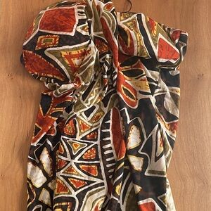 Colorful Geometric Patterned top